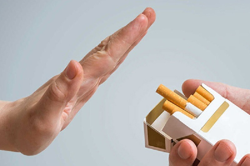 Tuyệt đối không hút thuốc lá sau khi cấy mỡ mông để ngăn ngừa nguy cơ nhiễm trùng