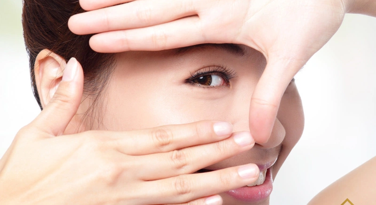 Nhấn mí có phải cắt chỉ không? câu hỏi của hàng triệu người